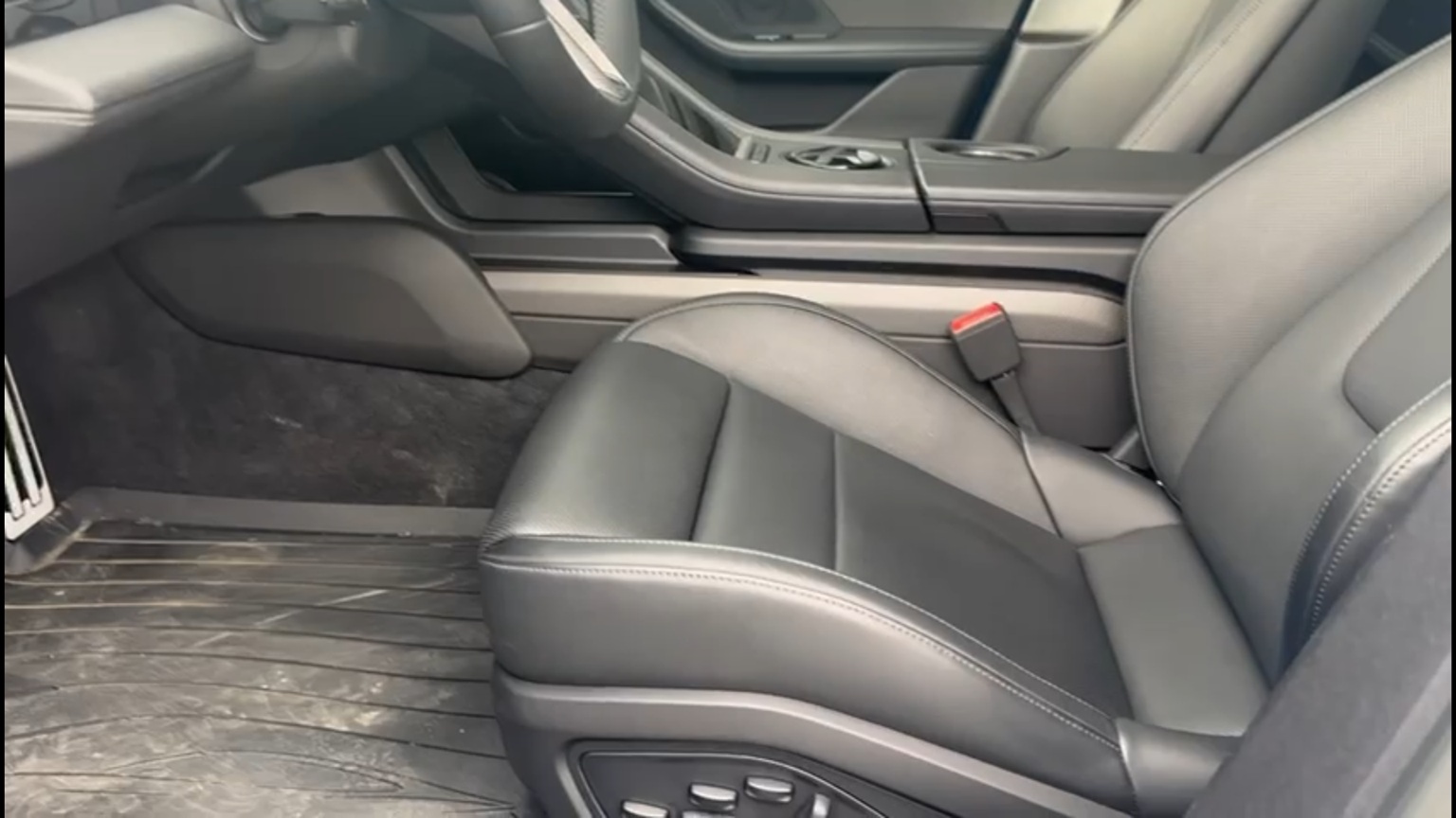 2023 Porsche Taycan GTS
