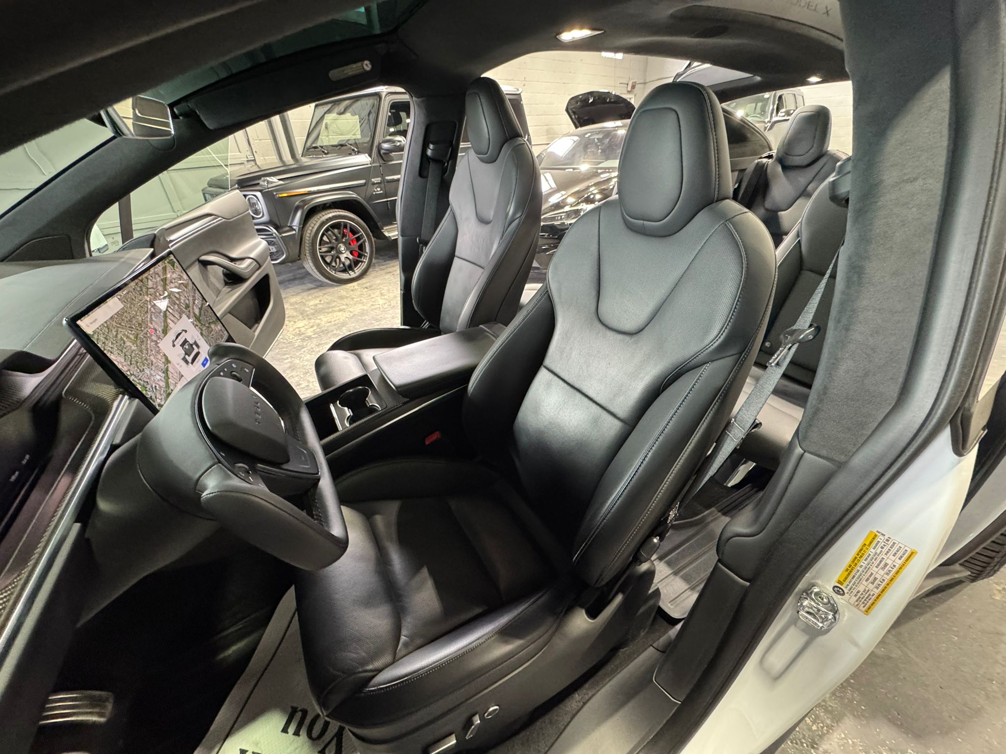 2022﻿ ﻿Tesla﻿ ﻿Model X﻿ ﻿PLAID﻿