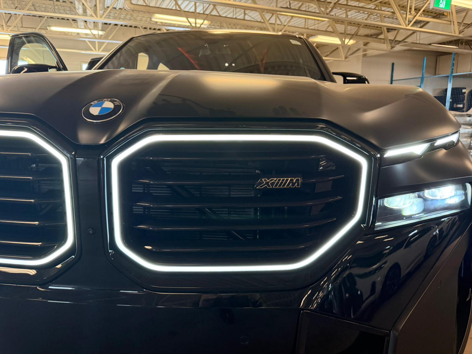 2025 BMW XM