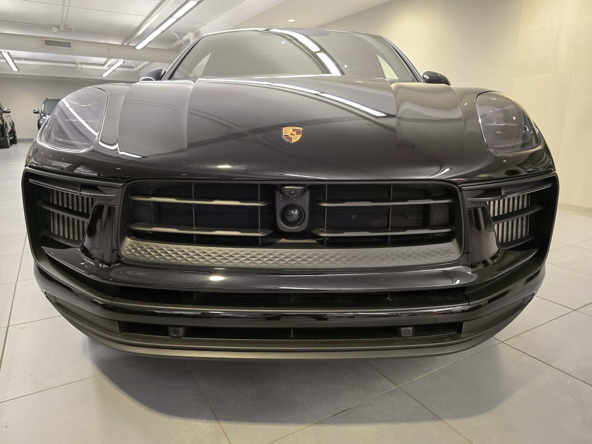 2025 Porsche Macan S AWD