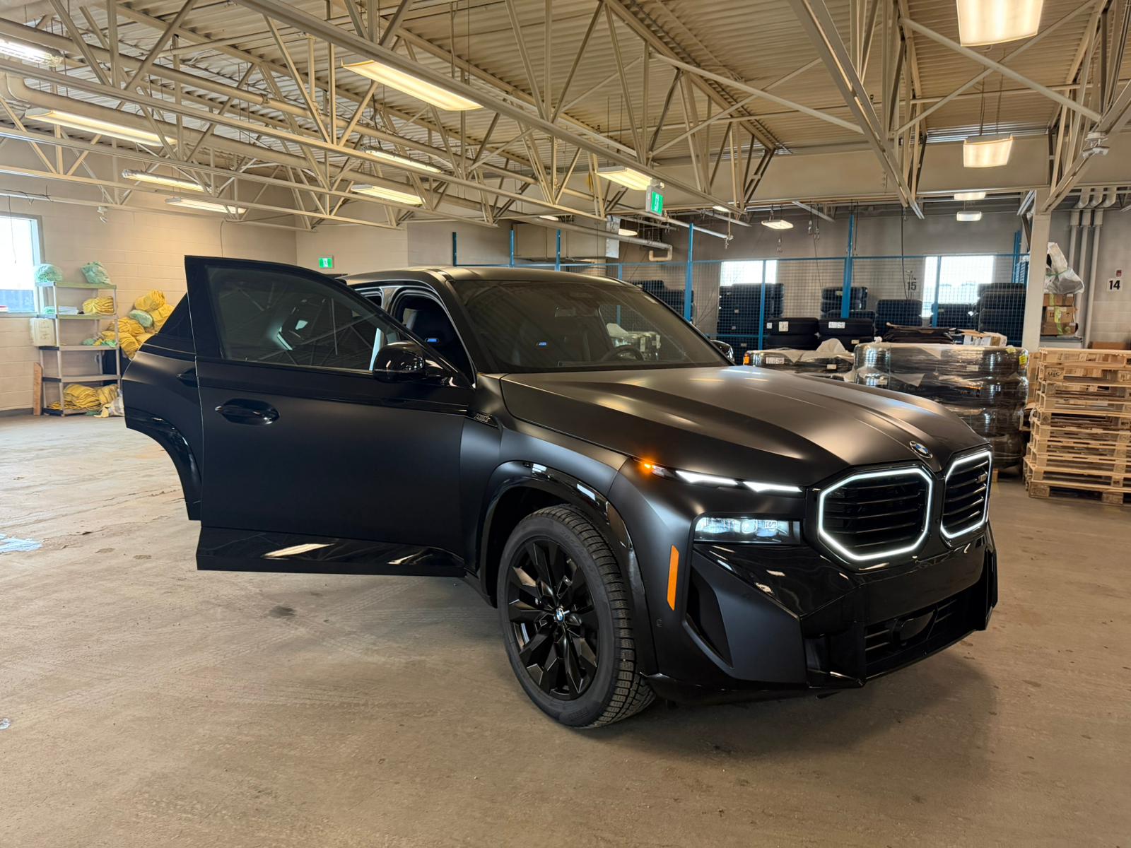 2025 BMW XM